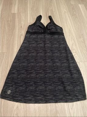 Balance Collection Black Heathered Midi Dress